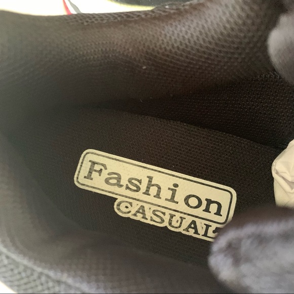 Fashion Casual black lace up sneakers Women’s size US 7 M NEW - Picture 2 of 8